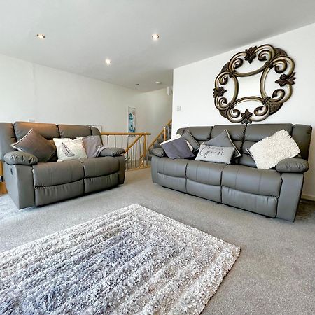Stunning Beach Front House - Sleeps 6 Pwllheli Exterior foto