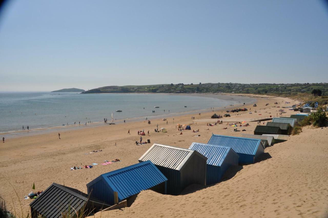 Stunning Beach Front House - Sleeps 6 Pwllheli Exterior foto